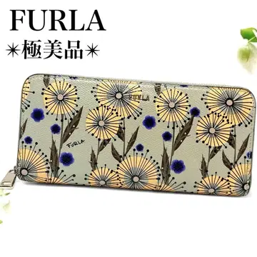 컨디션 최상 훌라 가죽 라운드 지퍼 장지갑 플라워 꽃무늬