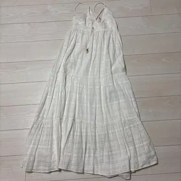 ZARA 화이트 티어드 원피스