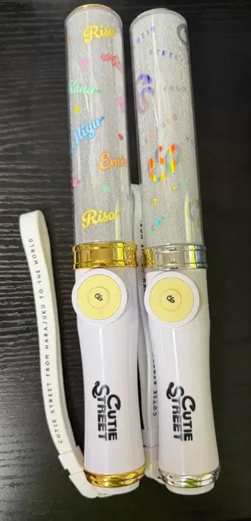 CUTIE STREET 응원봉 x 2
