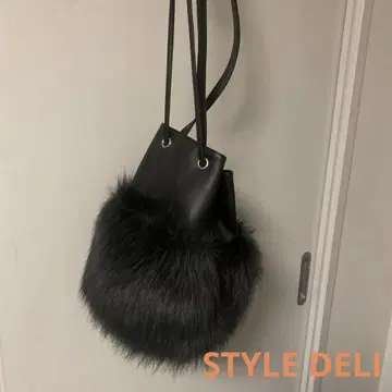 스타일 델리 퍼 백 볼륨 퍼 복조리 백