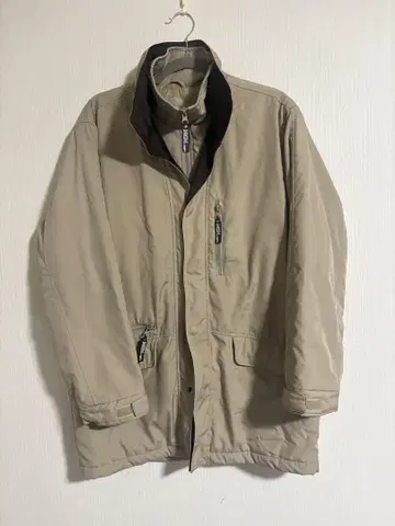 MCM 베이지 퀼팅 자켓 M