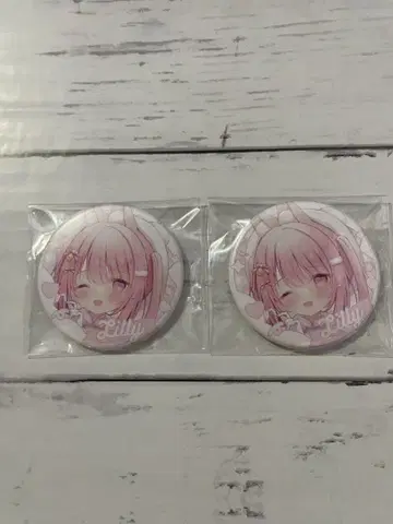 오모치 모나카 캔뱃지 릴리