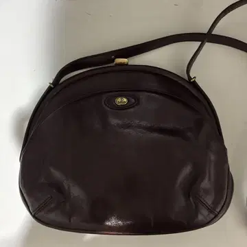 [ 거울 보관용 파우치 포함 ] 골드 파일 숄더백