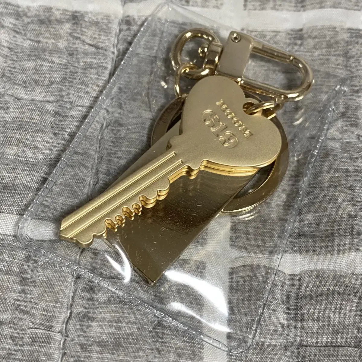 Mamamoo Official MOOMOO Kit Keyring