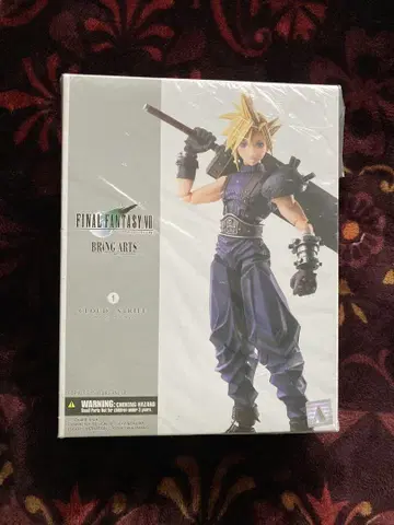 파이널 판타지 VII 브링 아츠 클라우드 스트라이프