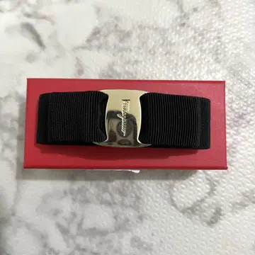 페라가모 머리핀