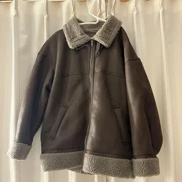 apres jour mignon 브라운 무스탕 코트 F 사이즈