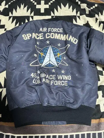 AVIREX U.S. AIR FORCE 플라이트 자켓 스페이스 커맨드