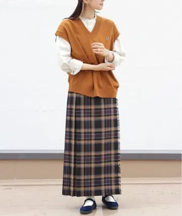 [ 정가 31,900엔 ] O'NEIL OF DUBLIN 랩스커트
