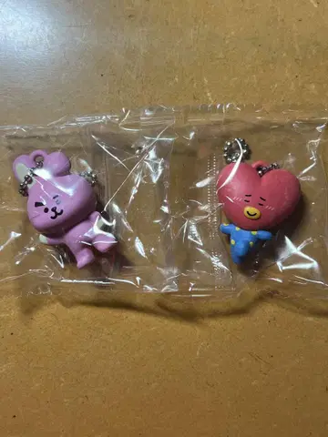 쿠라스시 x BT21 콜라보 피규어