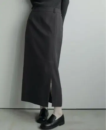 anuke 미사용 새상품 차콜 그레이 25AW