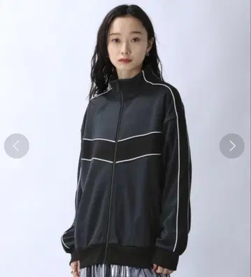프론트 절개 트랙 자켓