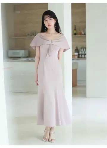 컷 프릴 머메이드 원피스 핑크