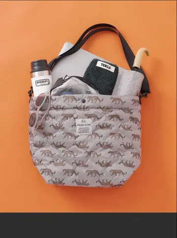 KiU x FREAK'S STORE/키우 x 프릭스스토어 별주