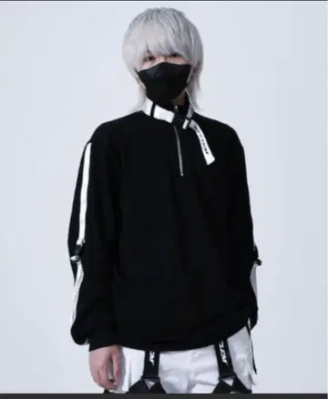 [ REFLEM ] 사이버 벨트 하프 ZIP 상의