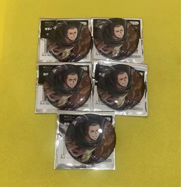 진격의 거인 글리터 캔뱃지 코니