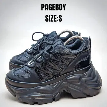 새상품급 PAGEBOY 페이지 보이 플랫 청키 스니커즈 22.5cm