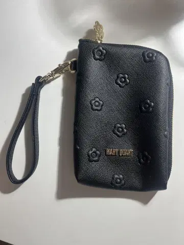 MARY QUANT 블랙 파우치