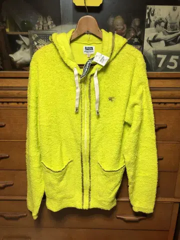 페로우즈 후드티 파일