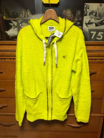 페로우즈 후드티 파일