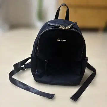 moz 블랙 나일론 백팩