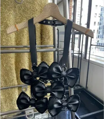 Noir 25aw 리본 하네스