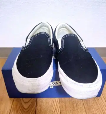 VANS PREMIUM SLIP-ON REISSUE 98