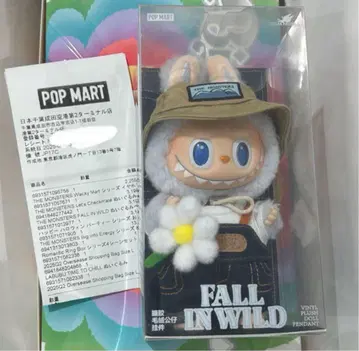 POPMART THE MONSTERS FALL IN WILD 러브브