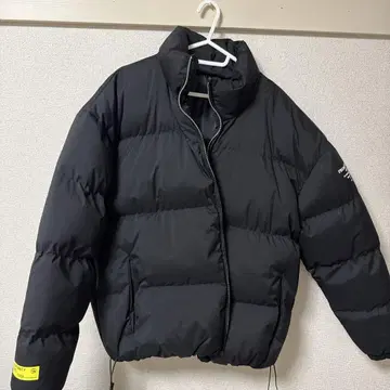 블랙 다운 자켓