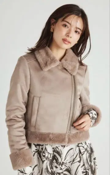 rienda 인조 모피 무스탕 라이더 자켓 베이지