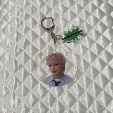 TNX 준혁 아크릴 참