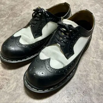 중고품 Dr.MARTENS 벡스 브로그 신발 데미지 있음
