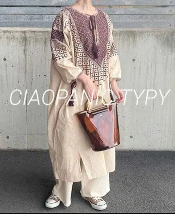 [ CIAOPANIC TYPY ] 리버서블 india 자수 카프탄 원피스