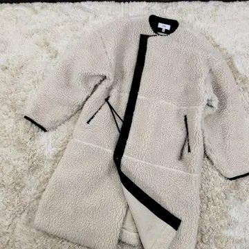 HYKE FAUX SHEARLING COAT 보아 롱 코트