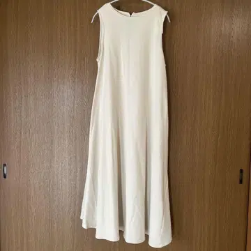 패널 플레어 인레이 원피스