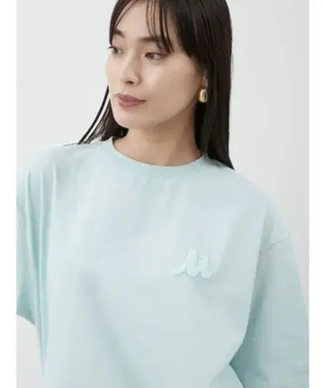 [미사용 새상품] Mila Owen M 로고 2사이즈 하이 라인 T셔츠