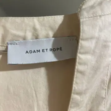 ADAM ET ROP 아이보리 원피스