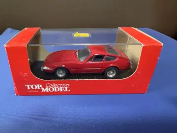 TOP Model Ferrari 365 GTB4 Daytona