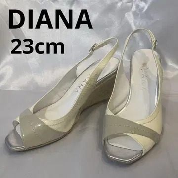 D'JANA 아이보리 그레이 샌들