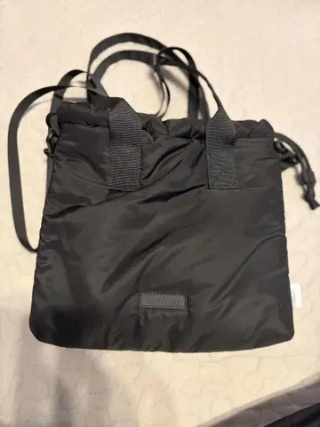 meltum SOFT SHELL SHOULDER POUCH