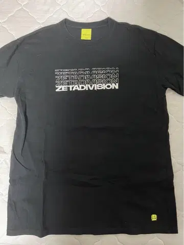ZETA DIVISION 티셔츠 (로고 자수)