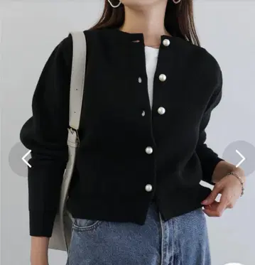 앤도미 블랙 펄 버튼 니트 가디건. 새상품