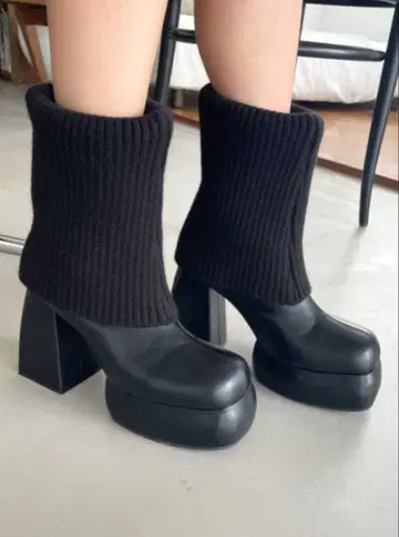 EMODA 루즈 커버 청키 부츠