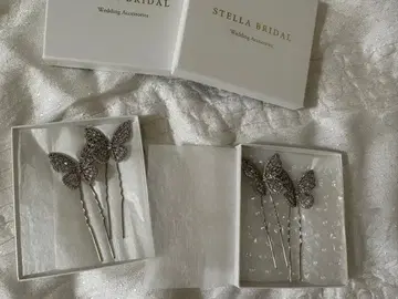 STELLA BRIDAL 나비 디자인 헤어핀 4개 세트