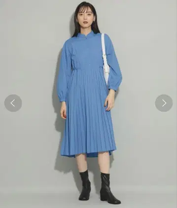 플리츠 절개 밴드 카라 원피스 BLUE