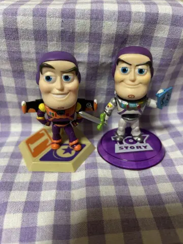 토이스토리/중고 버즈 라이트이어 피규어 2체 세트