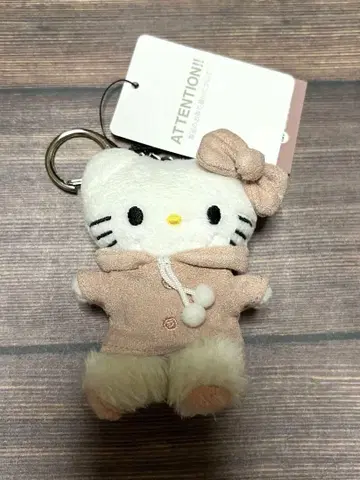 LOWRYSFARM 헬로키티 토이 키링 폼폼 핑크