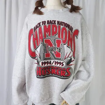 used 90s USA XL 네브라스카 하스키즈 맨투맨