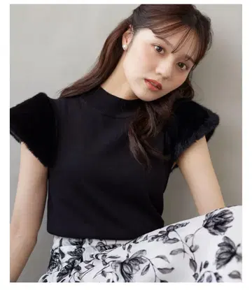 토코 클로젯 퍼 슬리브 절개 니트 풀오버