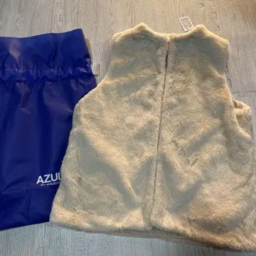 AZUL 퍼 베스트 아이보리